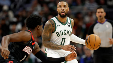 NBA总决赛倒计时，密尔沃基雄鹿今夜主帅复盘，细节引发关注，更衣室稳定，纪律约束更严格的简单介绍lol注册平台