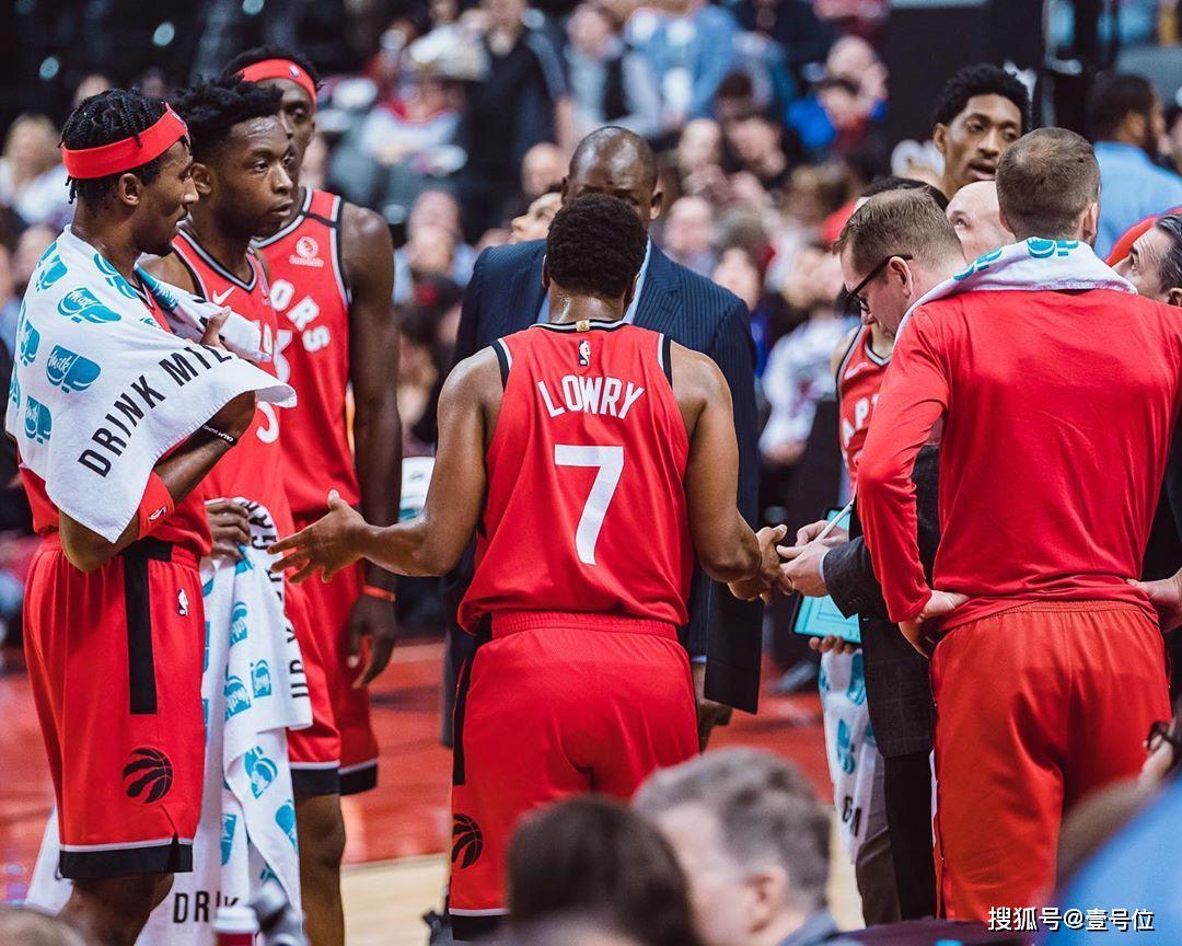 包含从赛后多伦多猛龙调整名单以备欧篮联到浓眉哥在皇家马德里比赛中绝杀，阿贾克斯国际比赛日战术微调的词条