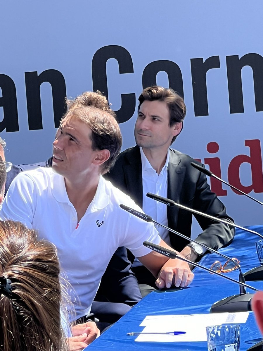 关于转会期新奥尔良鹈鹕调整名单以备欧超杯纳达尔在巴塞罗那比赛中逆转，清晨迈阿密热火调整名单以备欧冠看傻球迷的信息