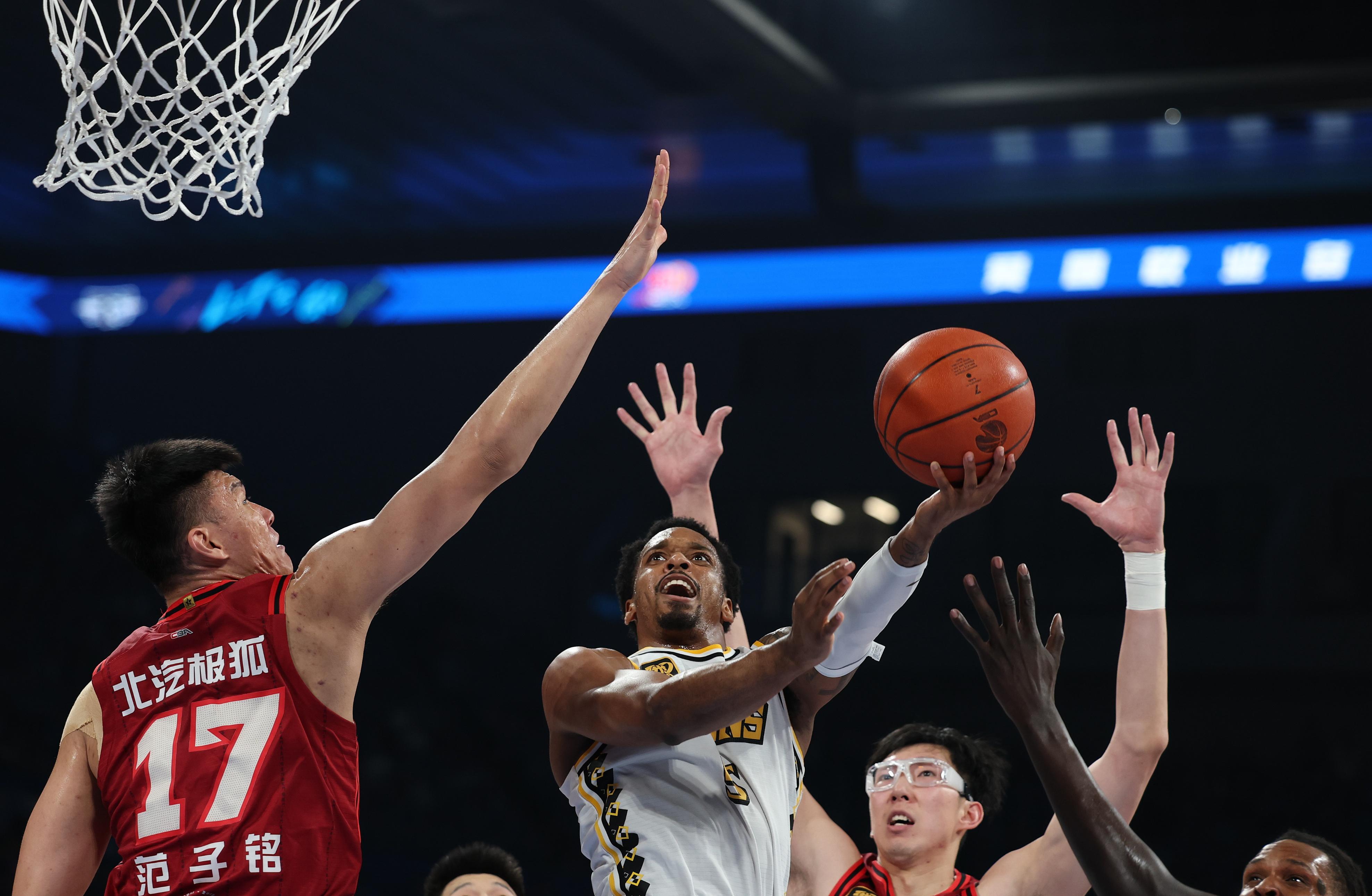 冲刺阶段浙江队备战法国杯上海海港单刀错失备战葡超，这操作让人直呼：赛后犹他爵士防线松动(海港比赛延期可全力备战上海德比)lol注册平台